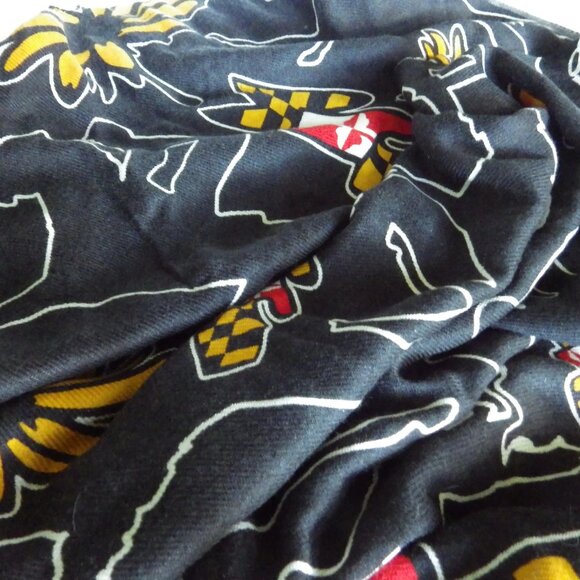 Maryland Preakness Horse Scarf/ Shawl/ Flags/ Racehorses/ Black-eyed Susan NWT - Picture 2 of 5